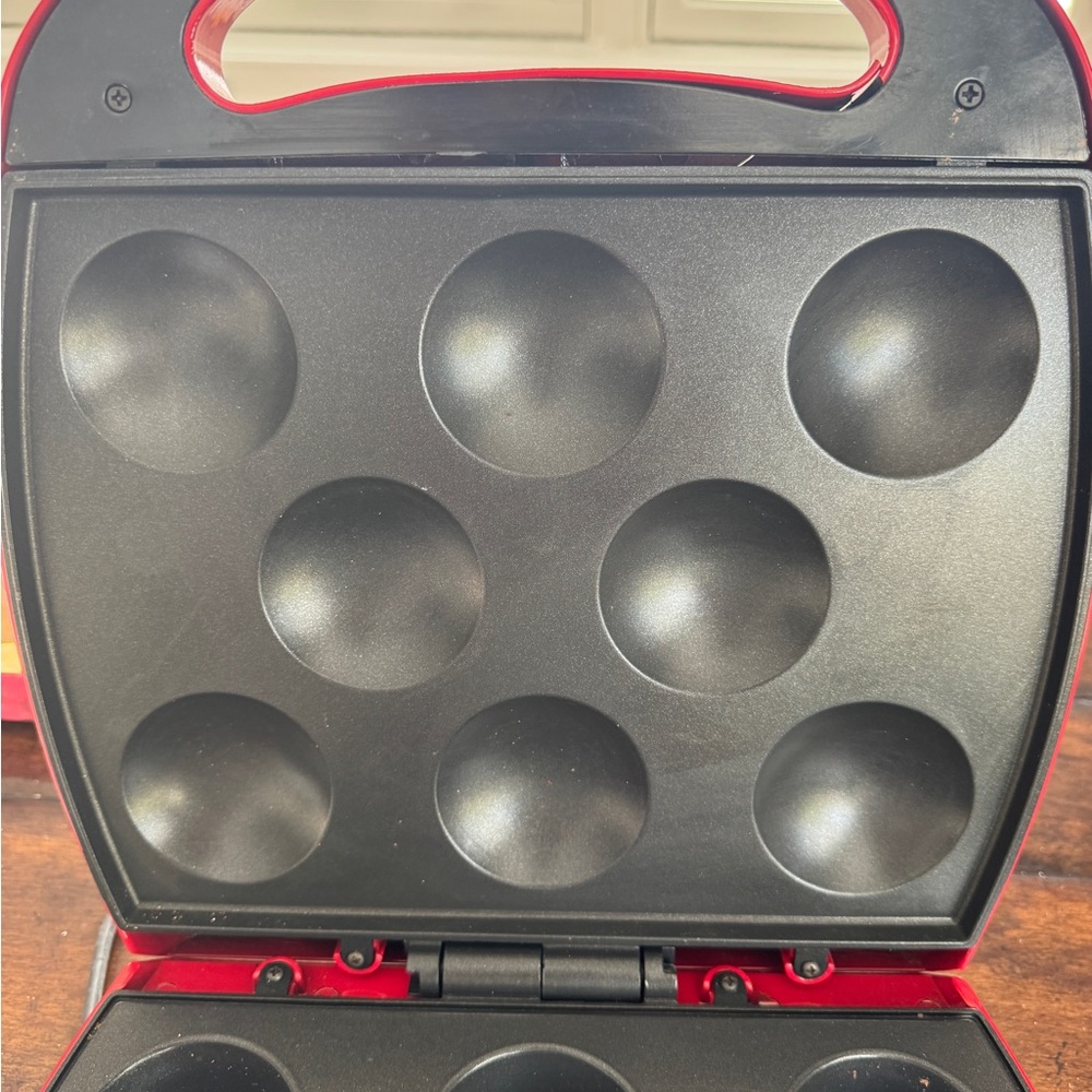 Large Babycakes Red Cupcake Maker - Picture 5 of 9